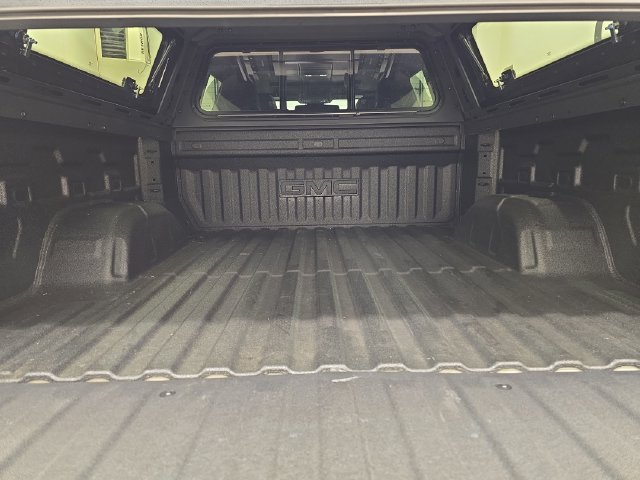 Used 2026 GMC Sierra 1500 AT4 w/ AT4 Premium Package AWD/4WD image 17