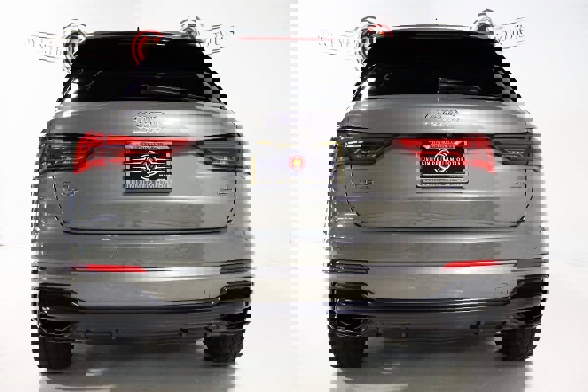 Used 2021 Audi Q3 2.0T Premium Plus w/ Premium Plus Package image 29