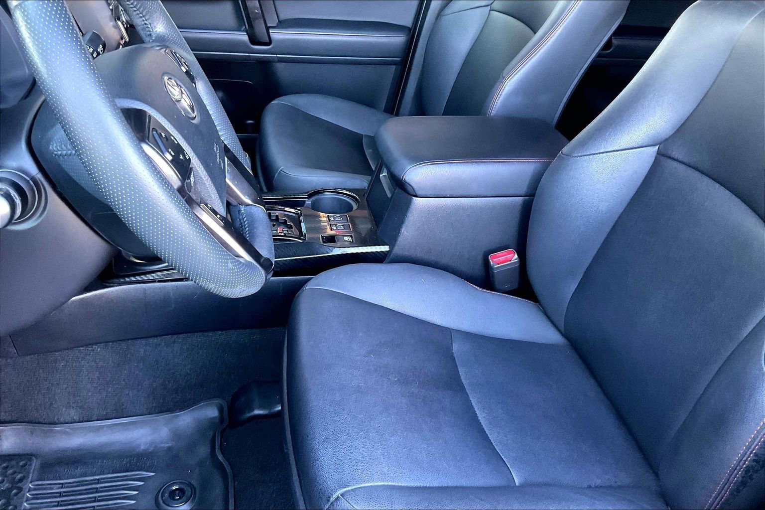 Used 2020 Toyota 4Runner TRD Off-Road Premium w/ Moonroof Package image 16