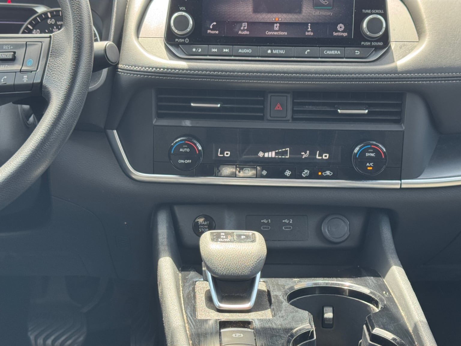 Used 2024 Nissan Rogue SV FWD image 15