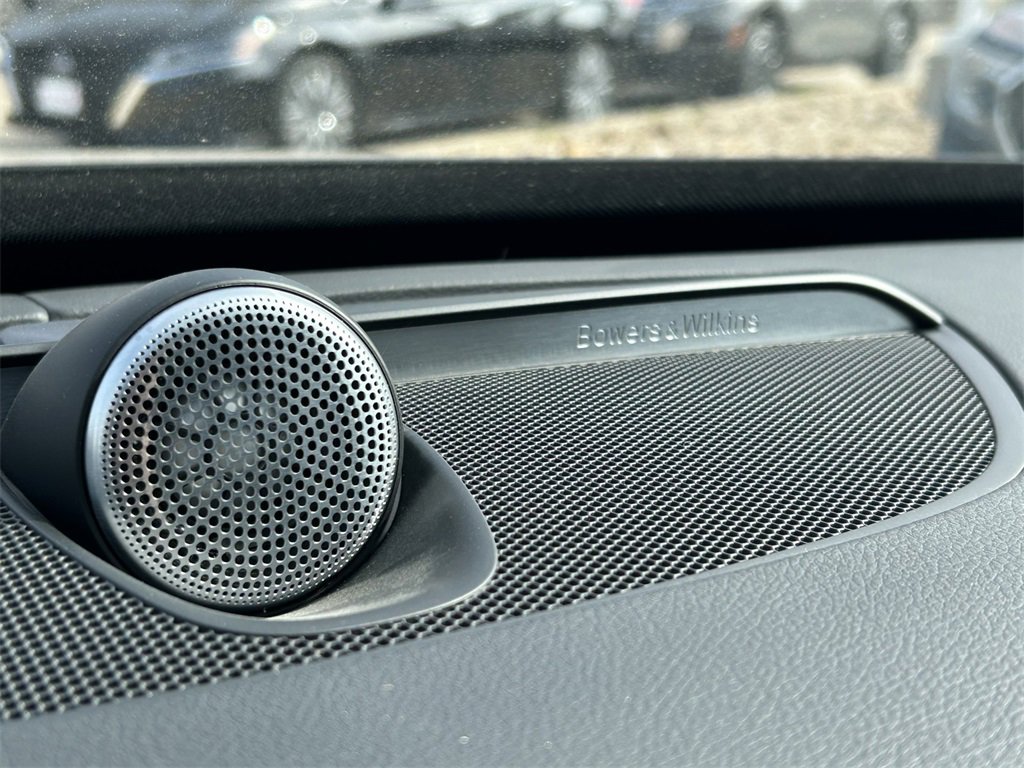 Used 2024 Volvo XC90 B6 Ultimate w/ Lounge Package image 36