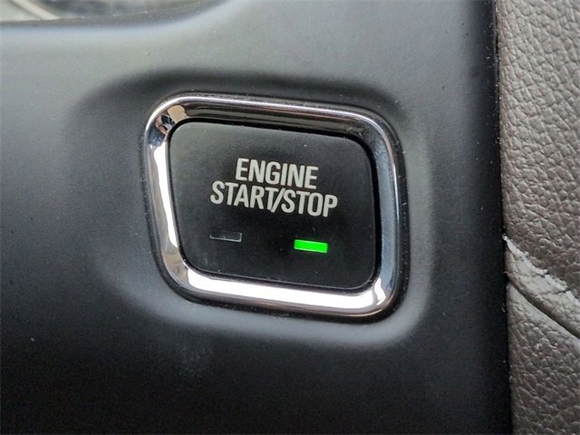 Used 2023 GMC Acadia SLT image 21