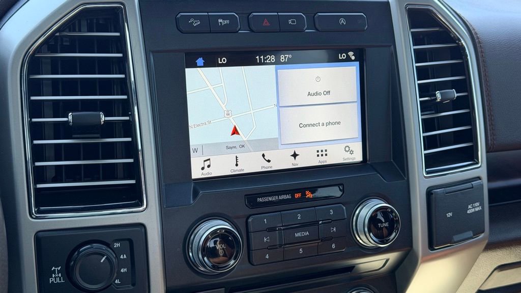 Used 2018 Ford F150 King Ranch w/ Equipment Group 601A Luxury AWD/4WD image 22