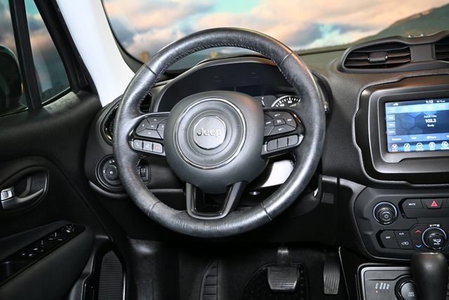 Used 2020 Jeep Renegade Altitude AWD/4WD image 59