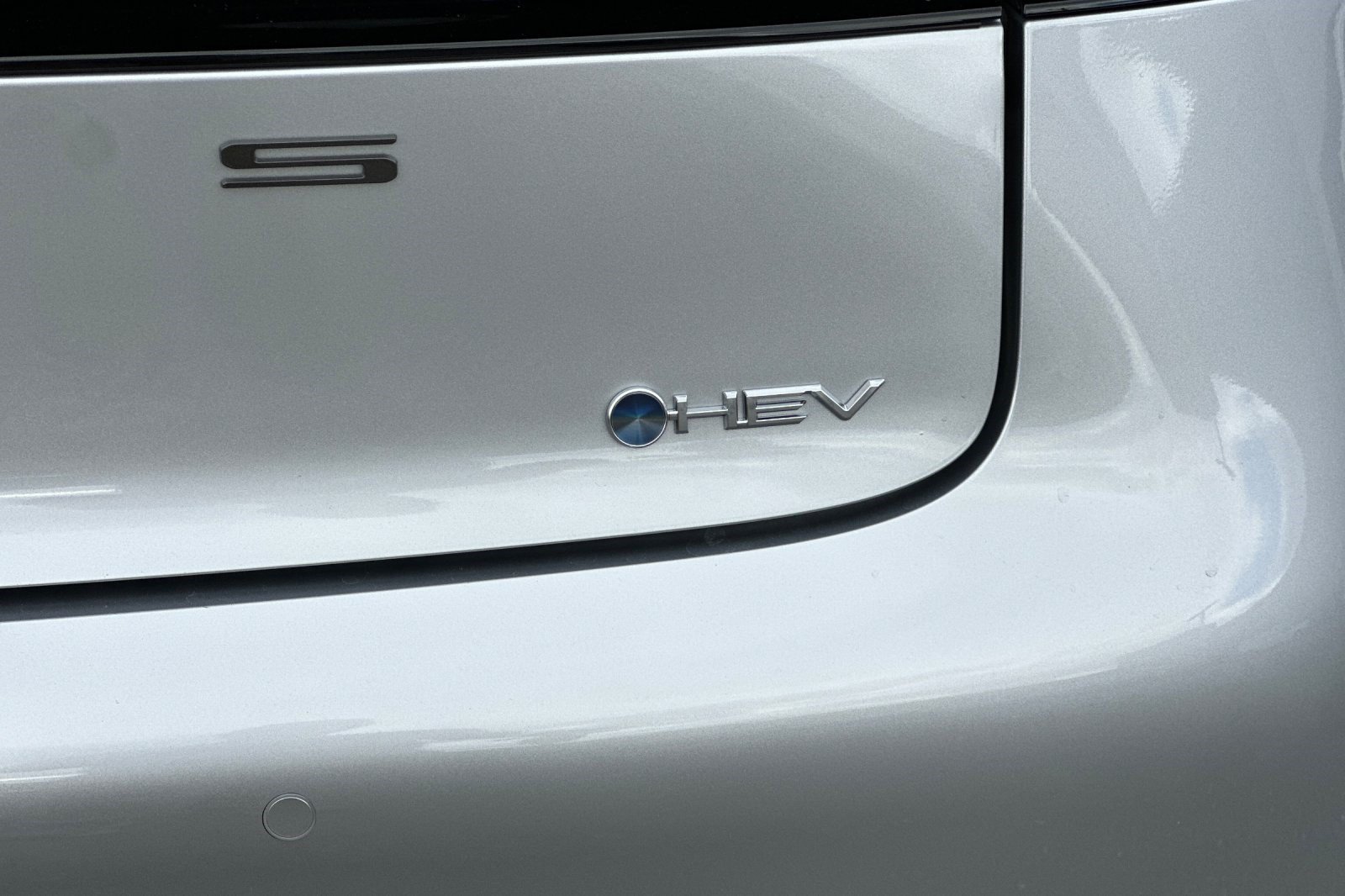 New 2027 Toyota Prius Limited AWD/4WD image 13