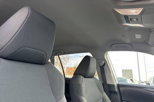 Used 2023 Toyota RAV4 LE image 20