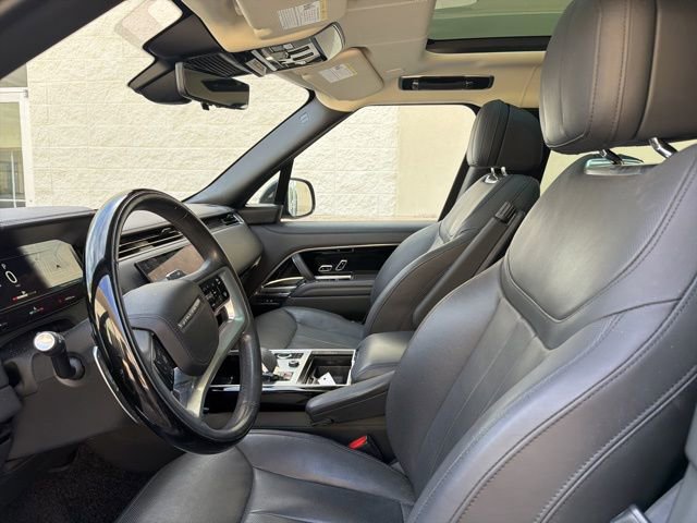 Used 2023 Land Rover Range Rover Long Wheelbase Autobiography image 8