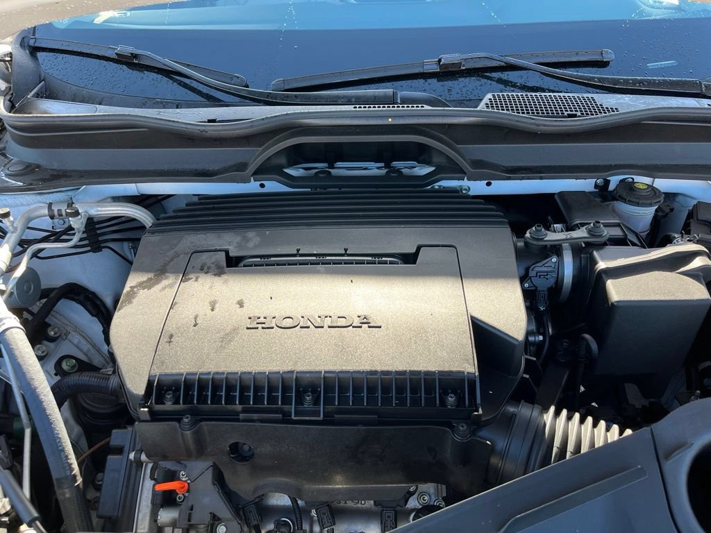 Certified 2025 Honda Pilot Touring image 14