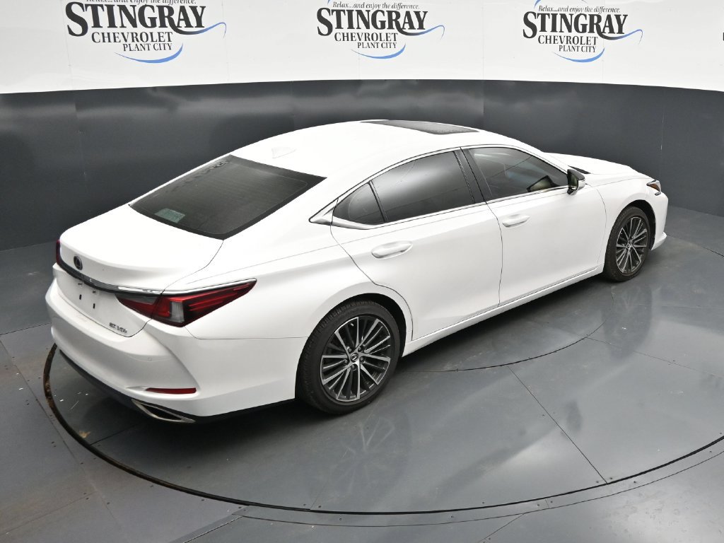 Used 2024 Lexus ES 350 w/ Premium Package FWD image 24