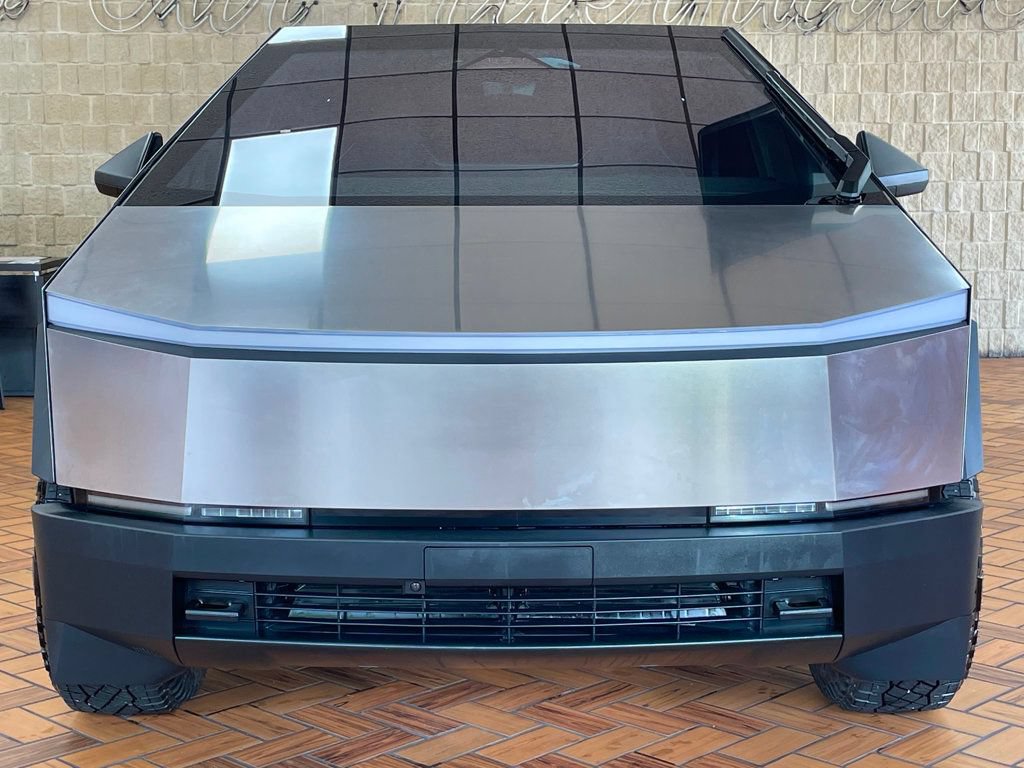 Used 2024 Tesla Cybertruck AWD Crew Cab image 3