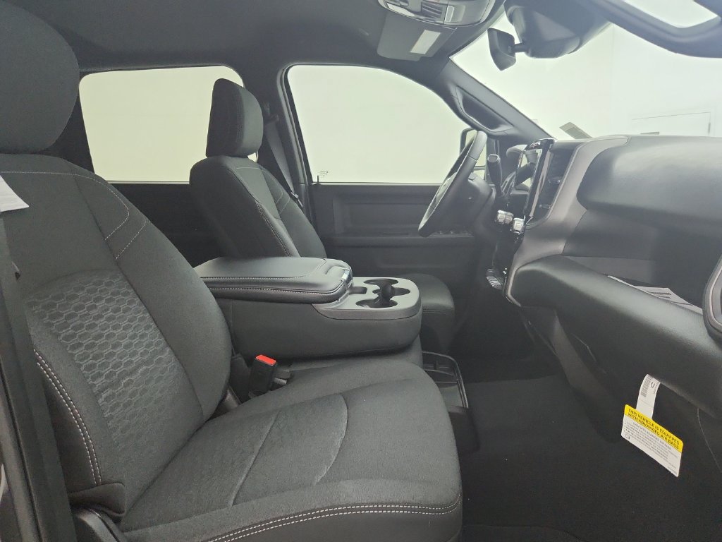New 2026 RAM 2500 Tradesman AWD/4WD image 33