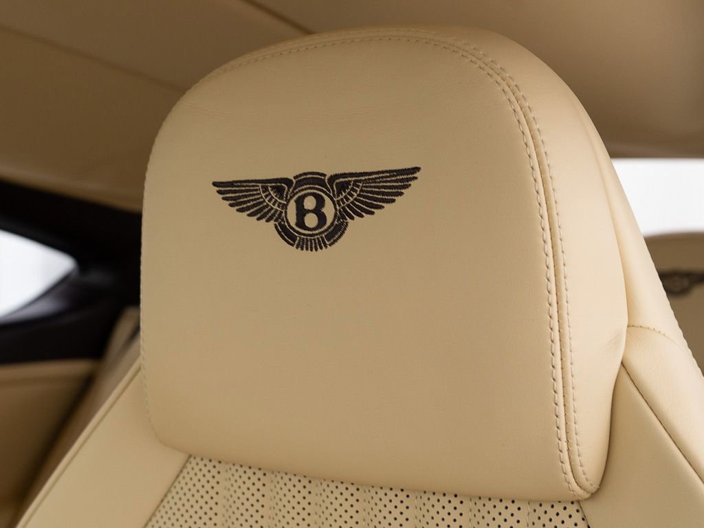 Used 2017 Bentley Continental GT image 17