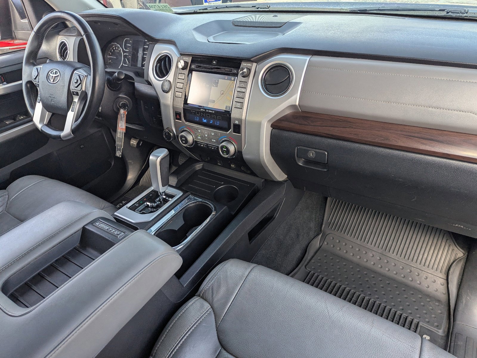 Used 2018 Toyota Tundra Limited w/ Limited Premium Package image 13