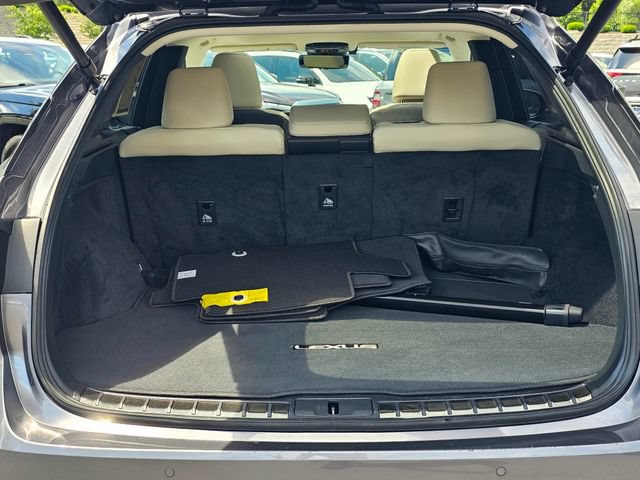 Used 2023 Lexus RX 350 w/ Accessory Package (Z1) AWD/4WD image 11