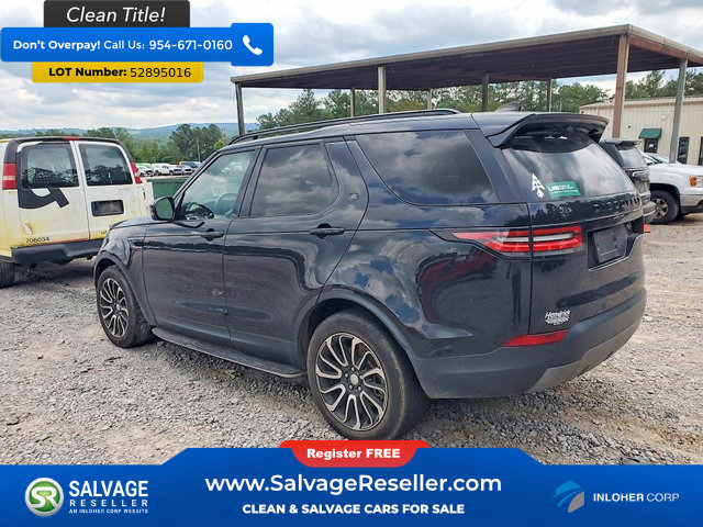 Used 2017 Land Rover Discovery First Edition AWD/4WD image 3