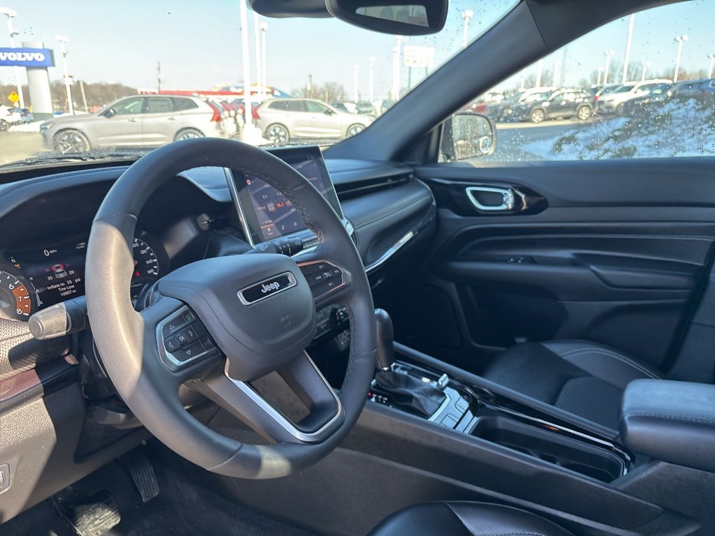 Used 2023 Jeep Compass Altitude w/ Convenience Group image 15
