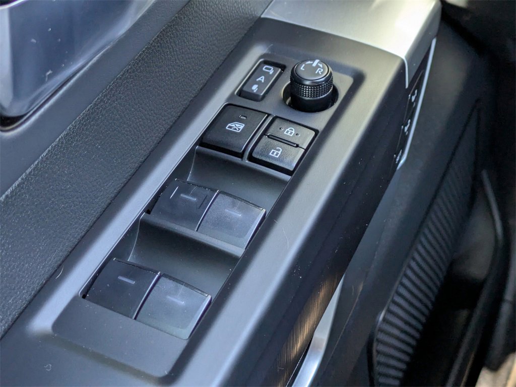 Used 2025 Toyota Tundra Platinum image 26