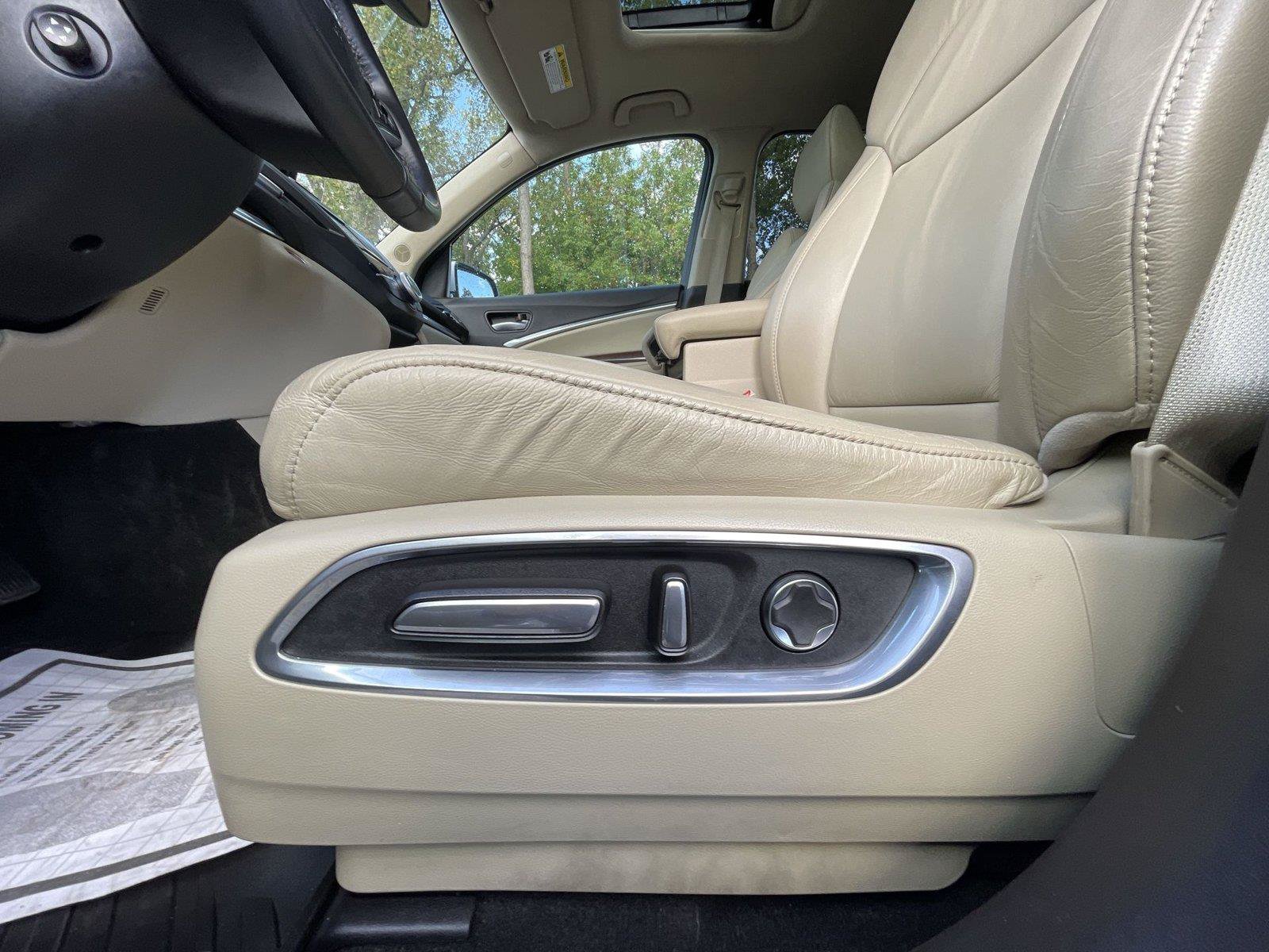 Used 2020 Acura MDX SH-AWD image 13