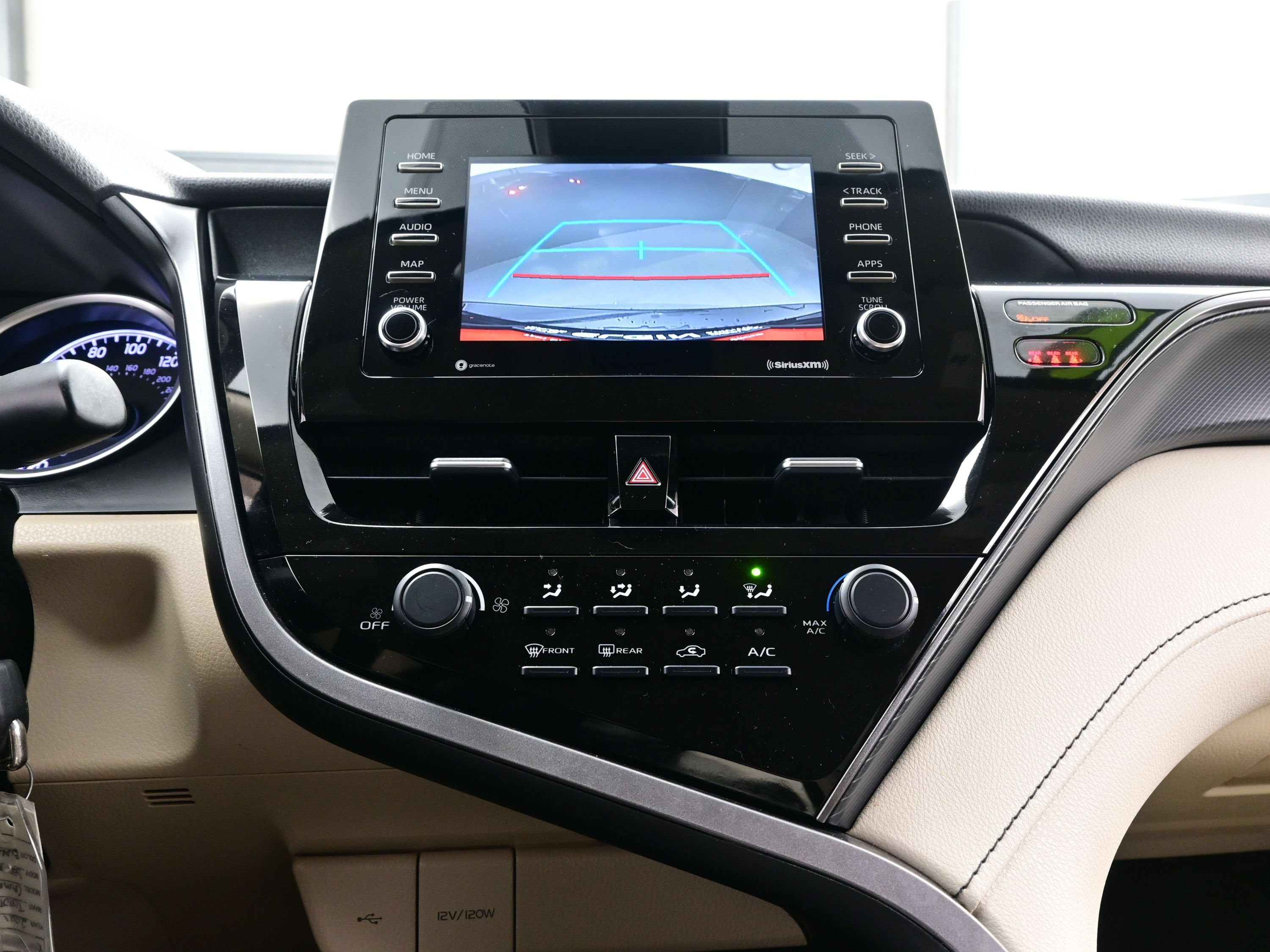 Used 2021 Toyota Camry LE FWD image 17
