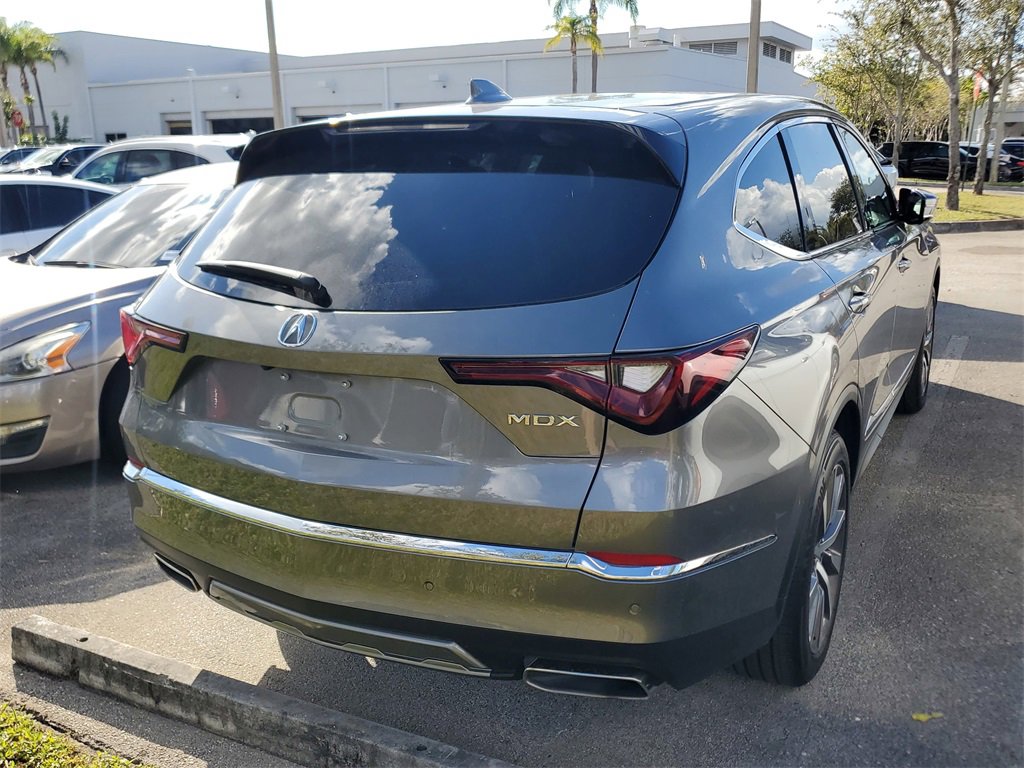 Used 2025 Acura MDX w/ Technology Package image 9