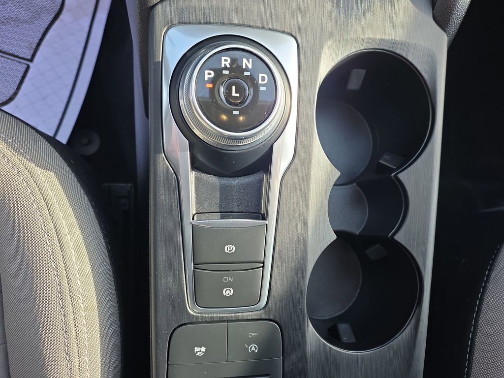 Used 2022 Ford Escape SE w/ Cold Weather Package image 27