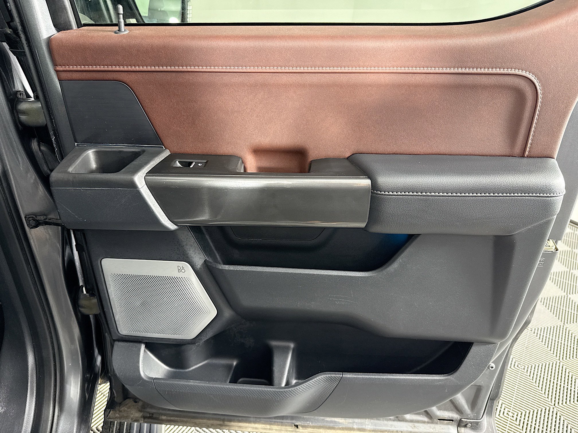 Used 2023 Ford F150 Lariat w/ Equipment Group 502A High image 27