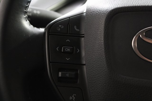 Used 2024 Toyota Prius LE image 18