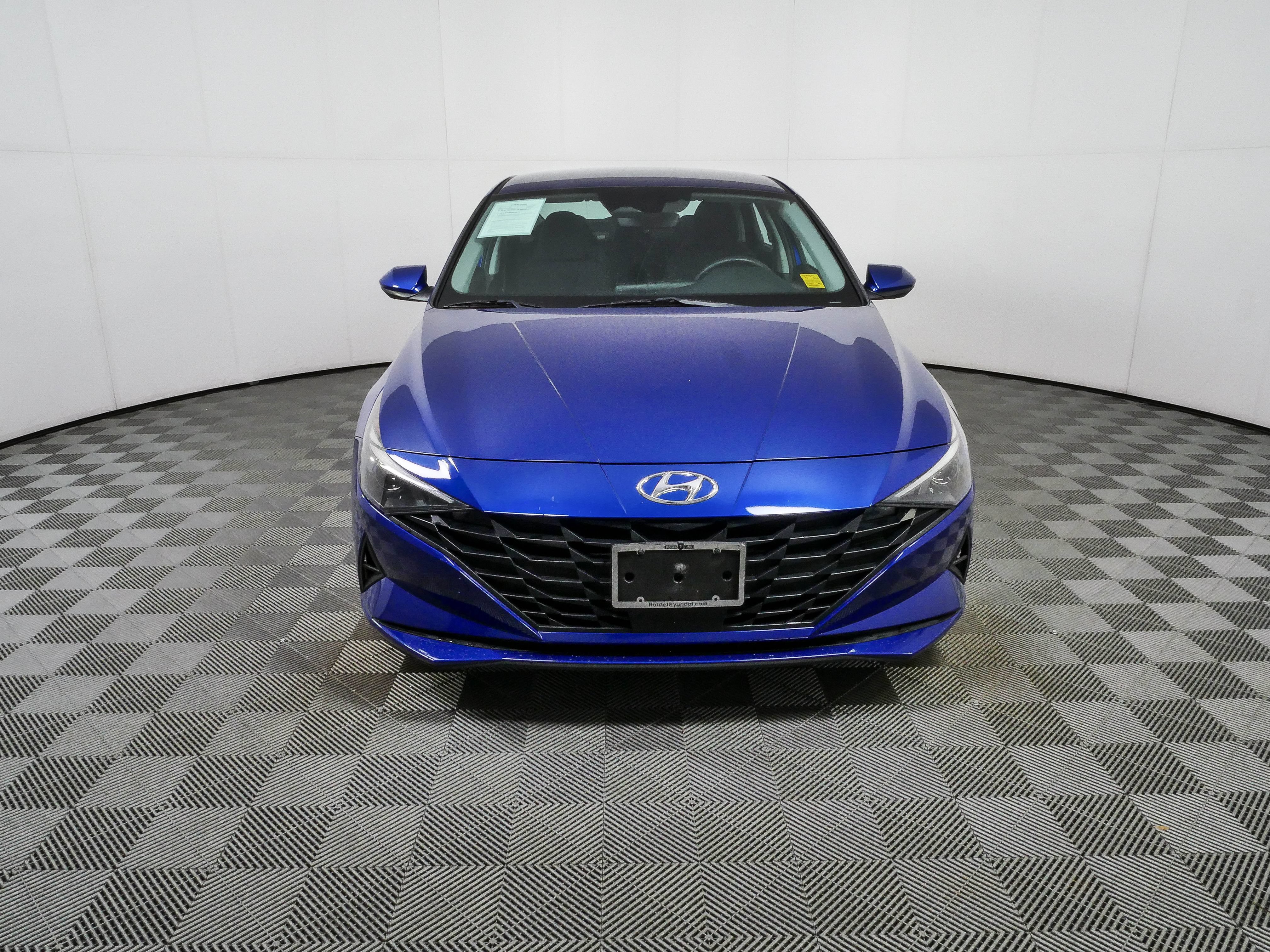 Used 2021 Hyundai Elantra SEL w/ Convenience Package FWD image 32