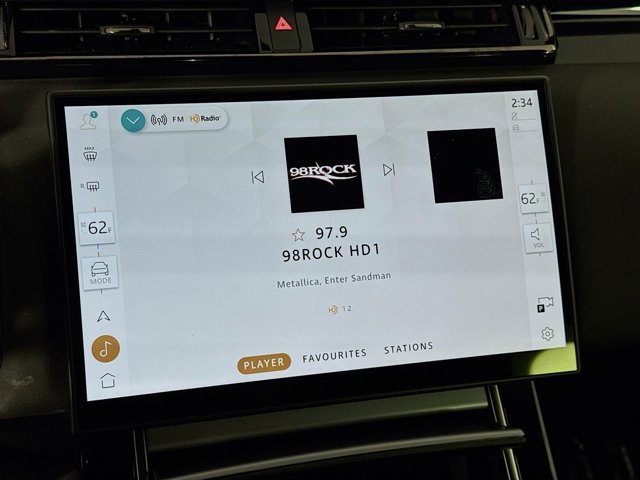 Used 2025 Land Rover Range Rover Velar S image 15