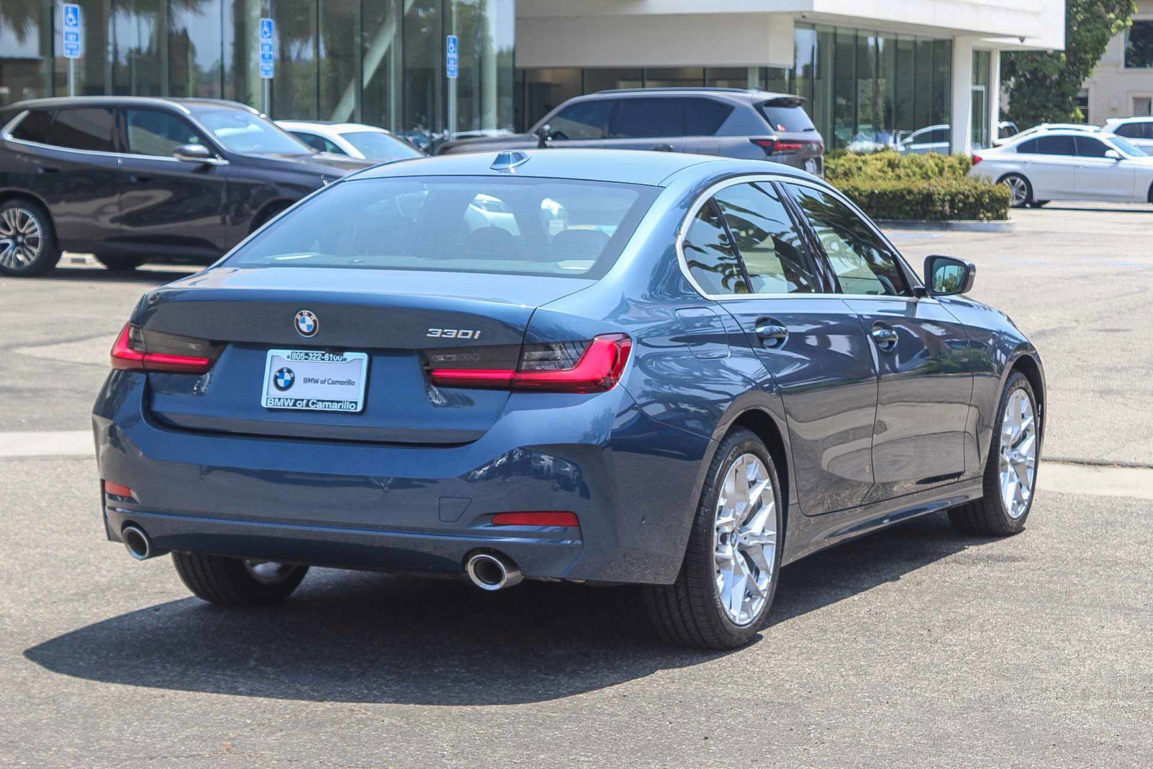 Used 2025 BMW 330i Sedan image 6