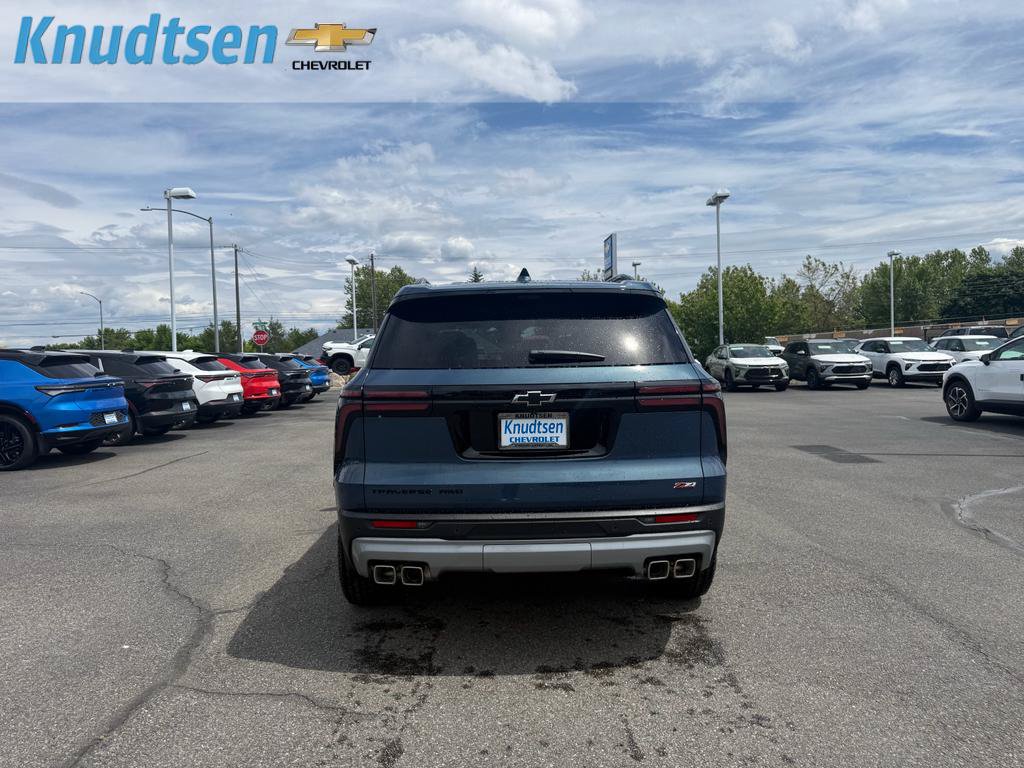 New 2026 Chevrolet Traverse Z71 w/ Enhanced Driving Package AWD/4WD image 6