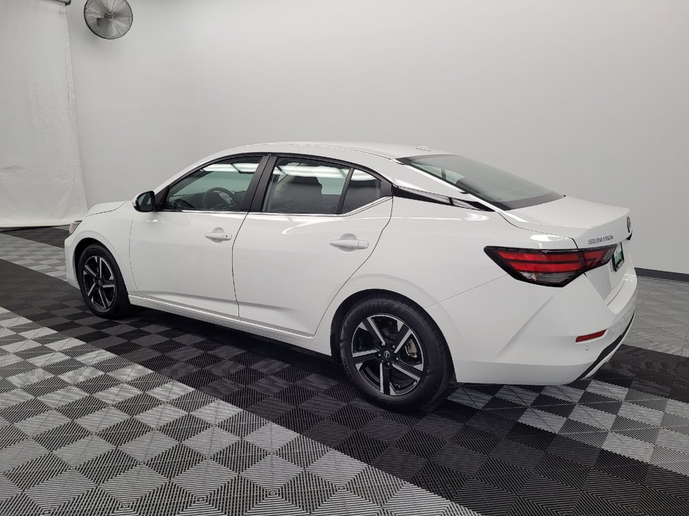 Used 2025 Nissan Sentra SV FWD image 3