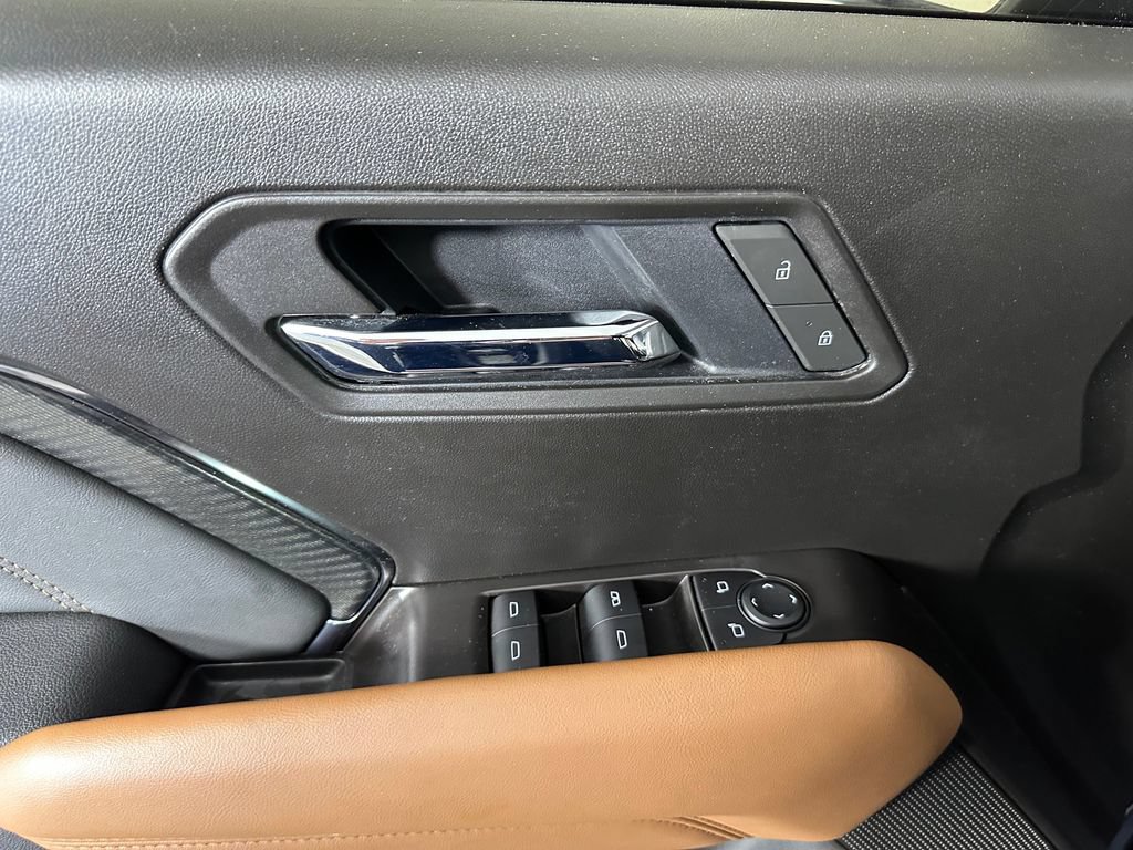 Used 2025 GMC Canyon AT4 AWD/4WD image 28