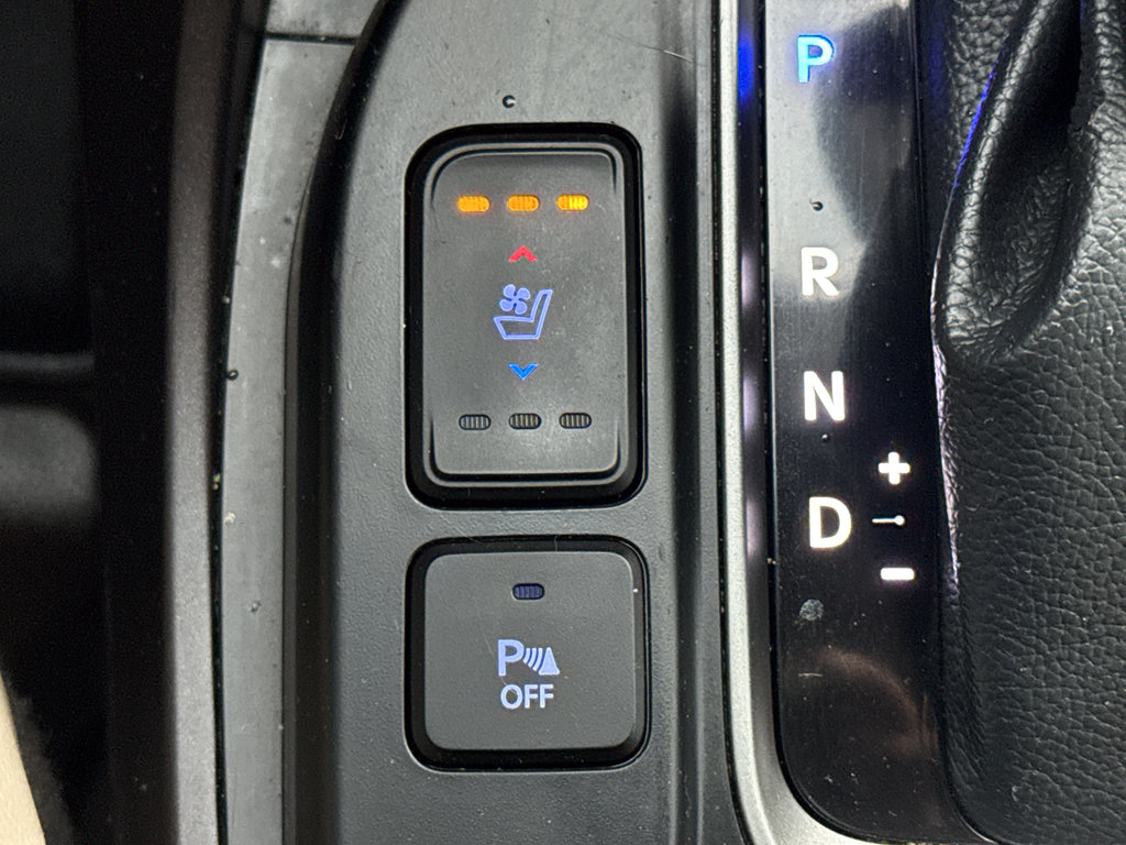 Used 2017 Hyundai Santa Fe Sport image 35