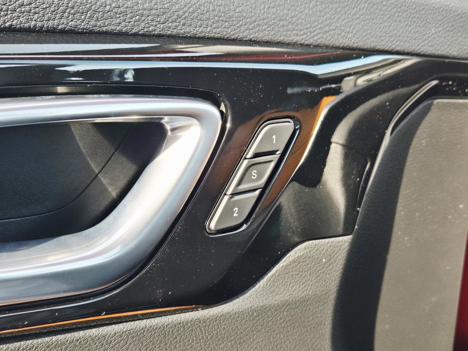 Used 2024 Jeep Compass Limited w/ Elite Group image 34