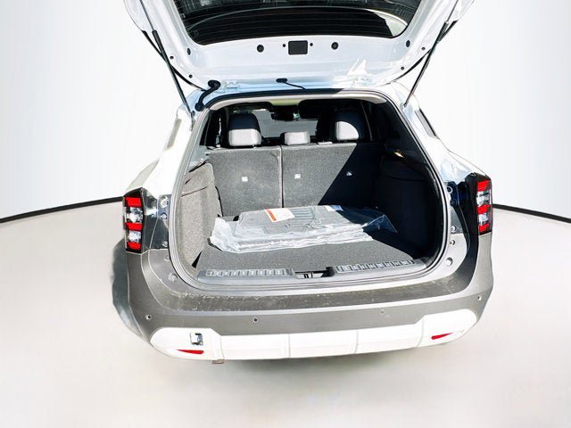 New 2026 Nissan Kicks SR w/ SR Premium Package image 23