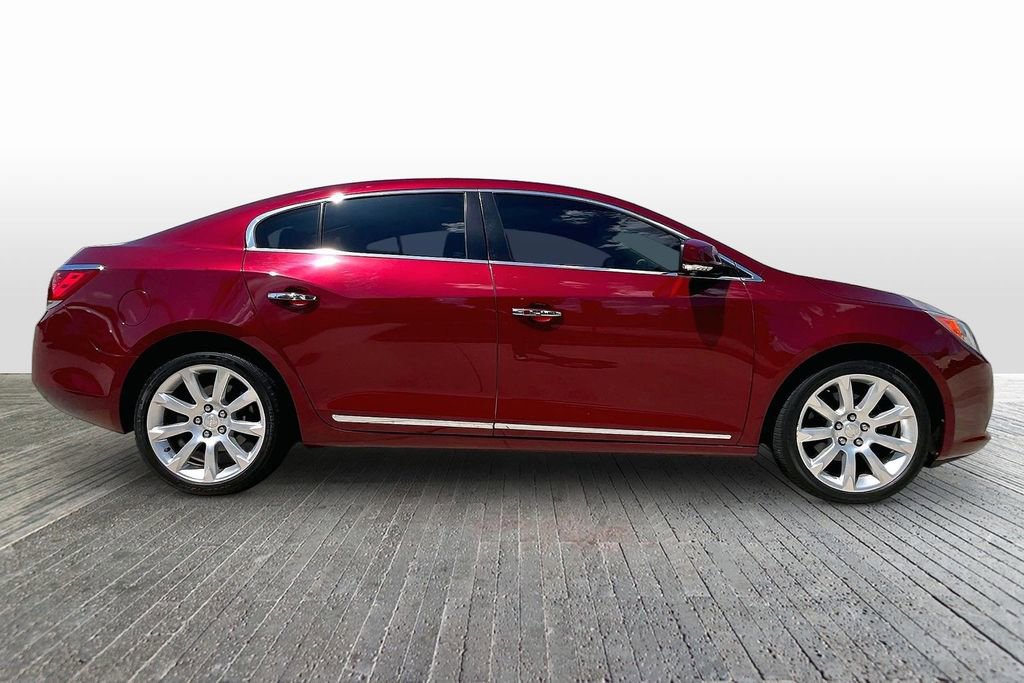 Used 2010 Buick LaCrosse CXS w/ Touring Package FWD image 8