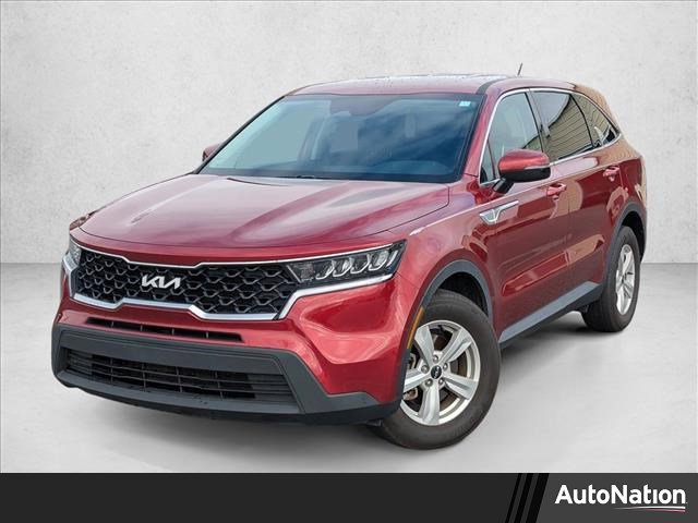 Used 2023 Kia Sorento LX image 1