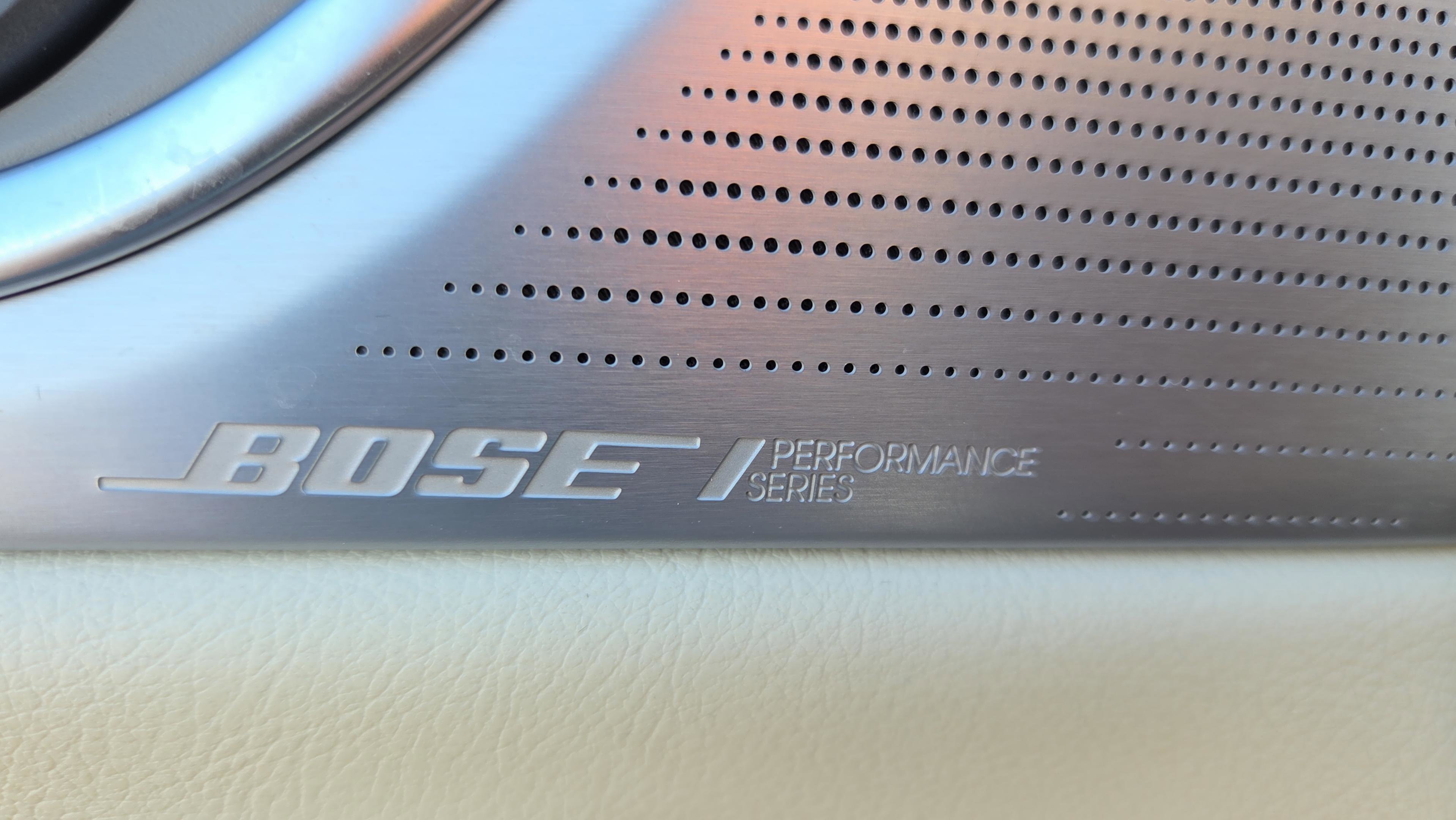 Used 2024 Cadillac XT6 Premium Luxury w/ Technology Package image 27