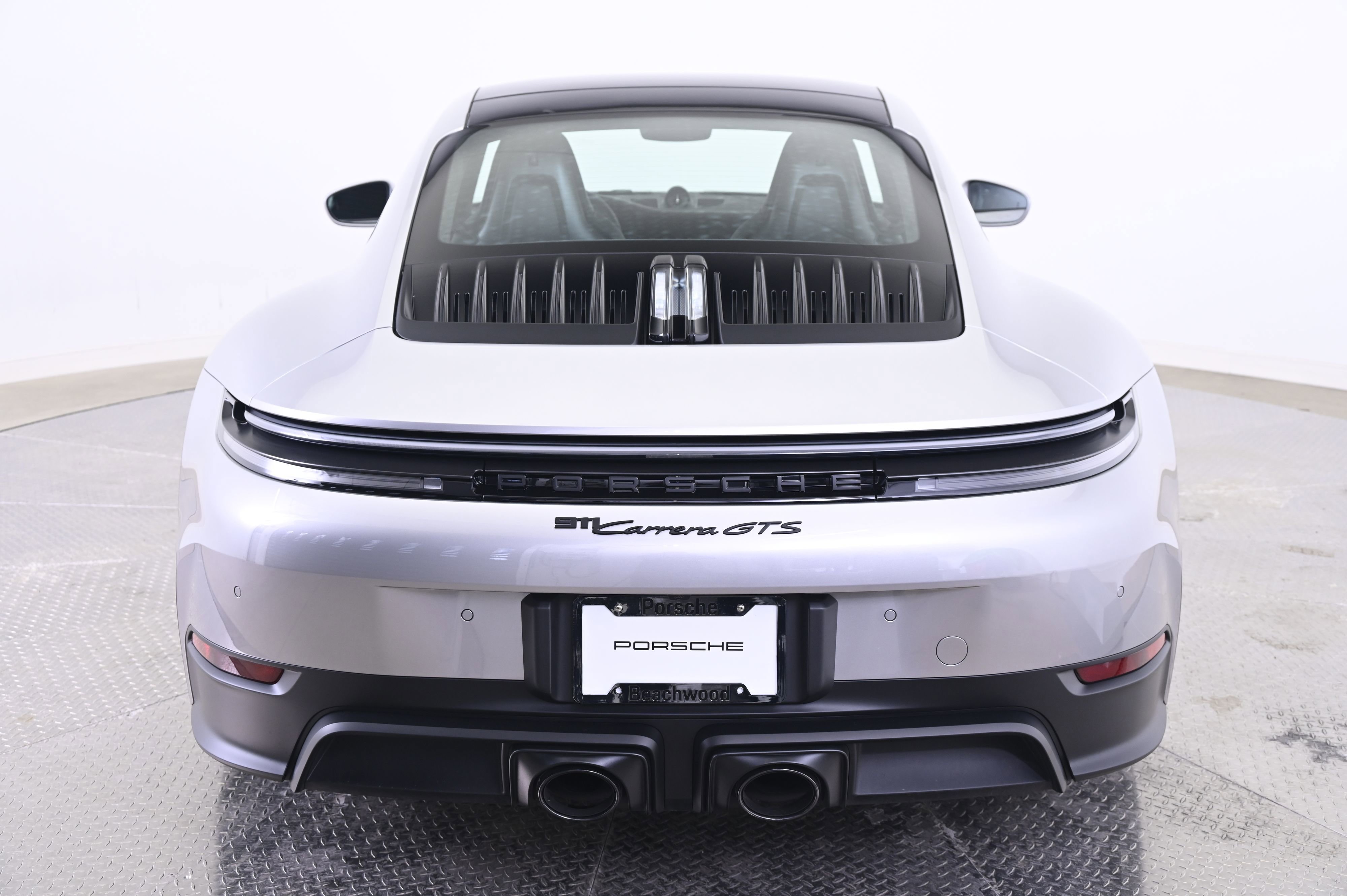Certified 2025 Porsche 911 Carrera GTS RWD image 6