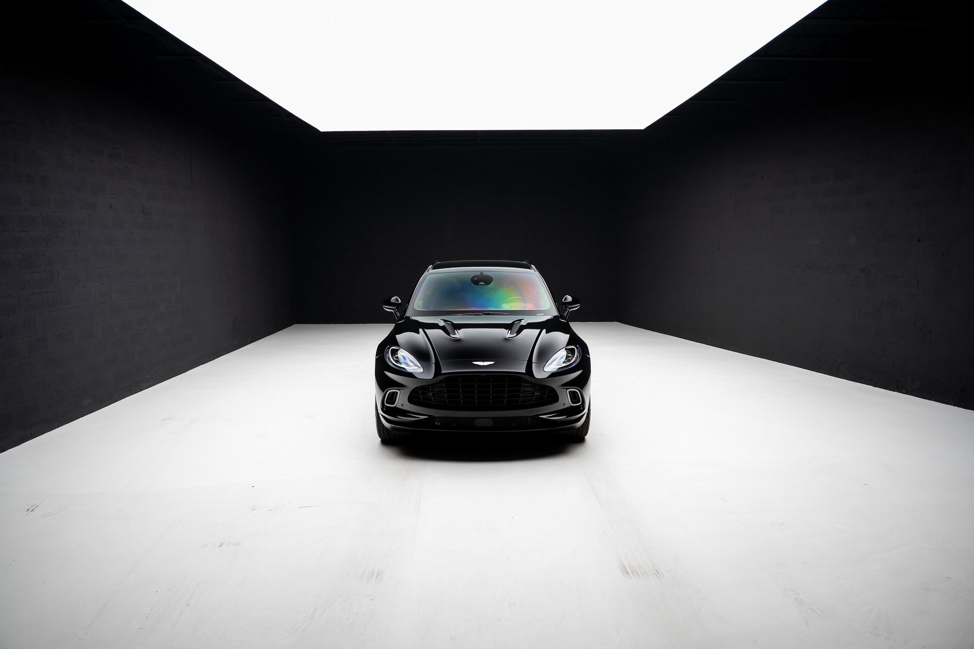 Used 2021 Aston Martin DBX image 84