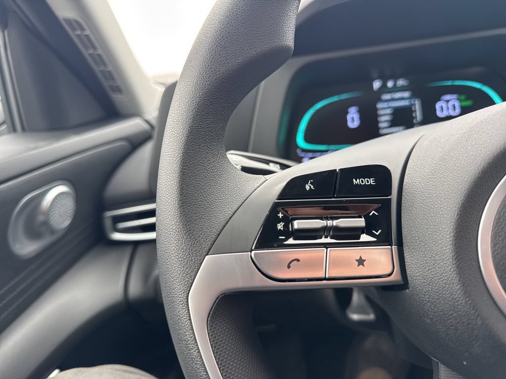 New 2026 Hyundai Elantra Hybrid FWD image 14