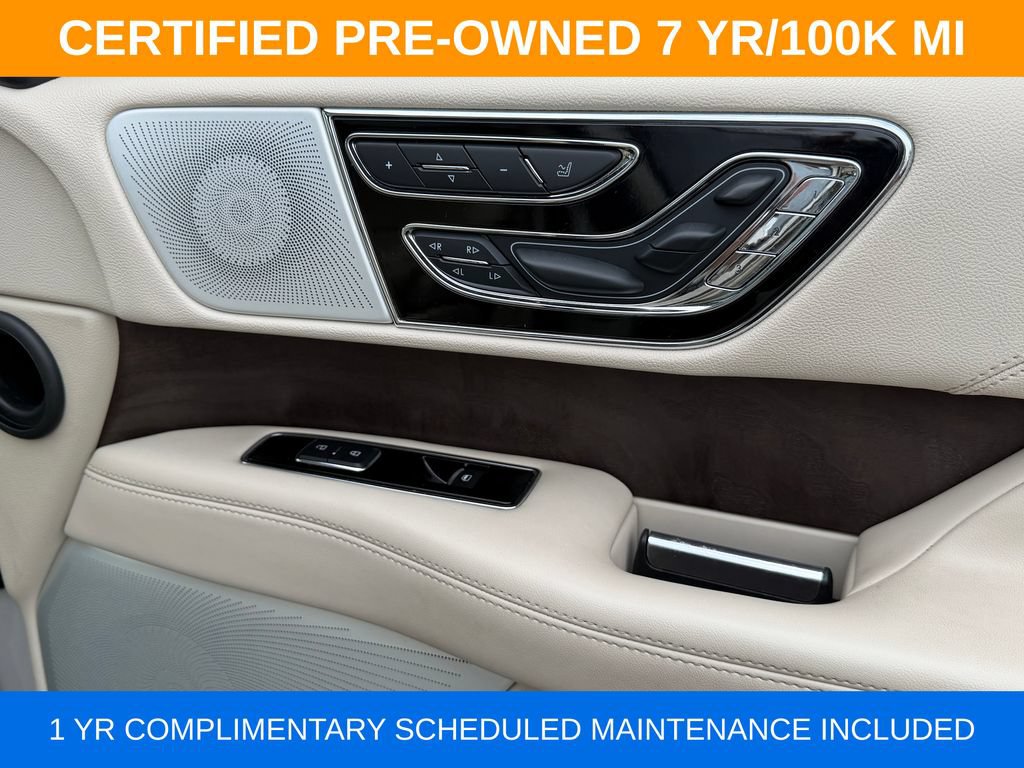 Used 2021 Lincoln Navigator Reserve AWD/4WD image 12