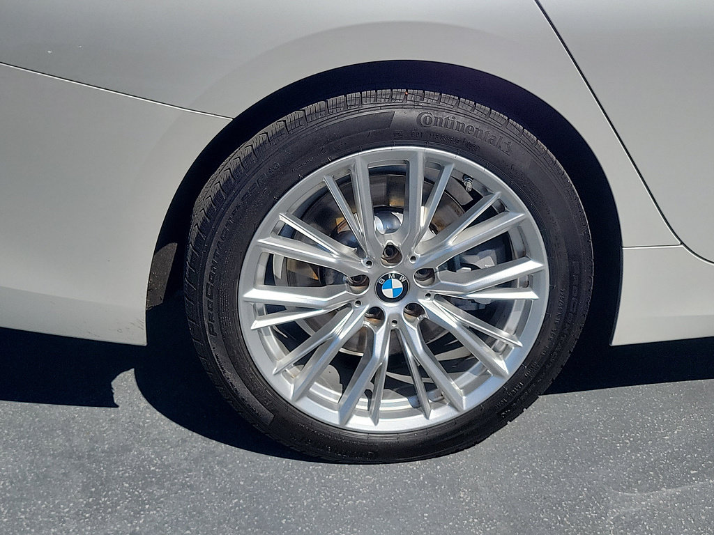 Used 2024 BMW 330i Sedan w/ Convenience Package RWD image 6