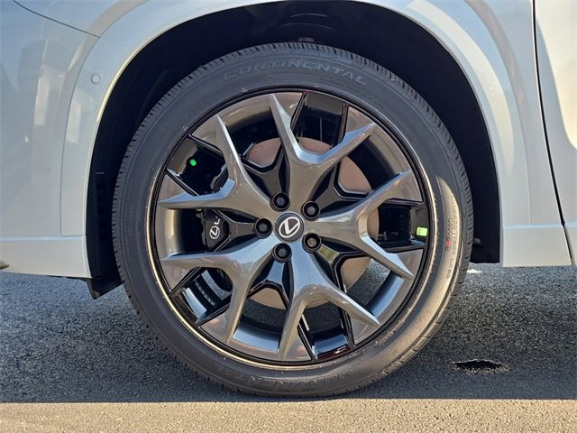 New 2026 Lexus TX 500h AWD image 9