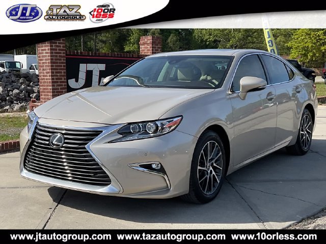 Used 2017 Lexus ES 350 w/ Luxury Package FWD image 3