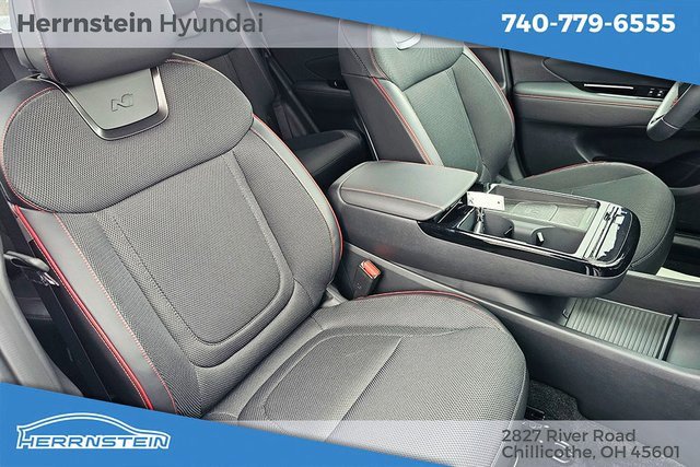 Certified 2025 Hyundai Tucson N Line image 14