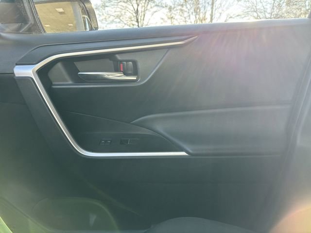 Used 2024 Toyota RAV4 XLE image 26
