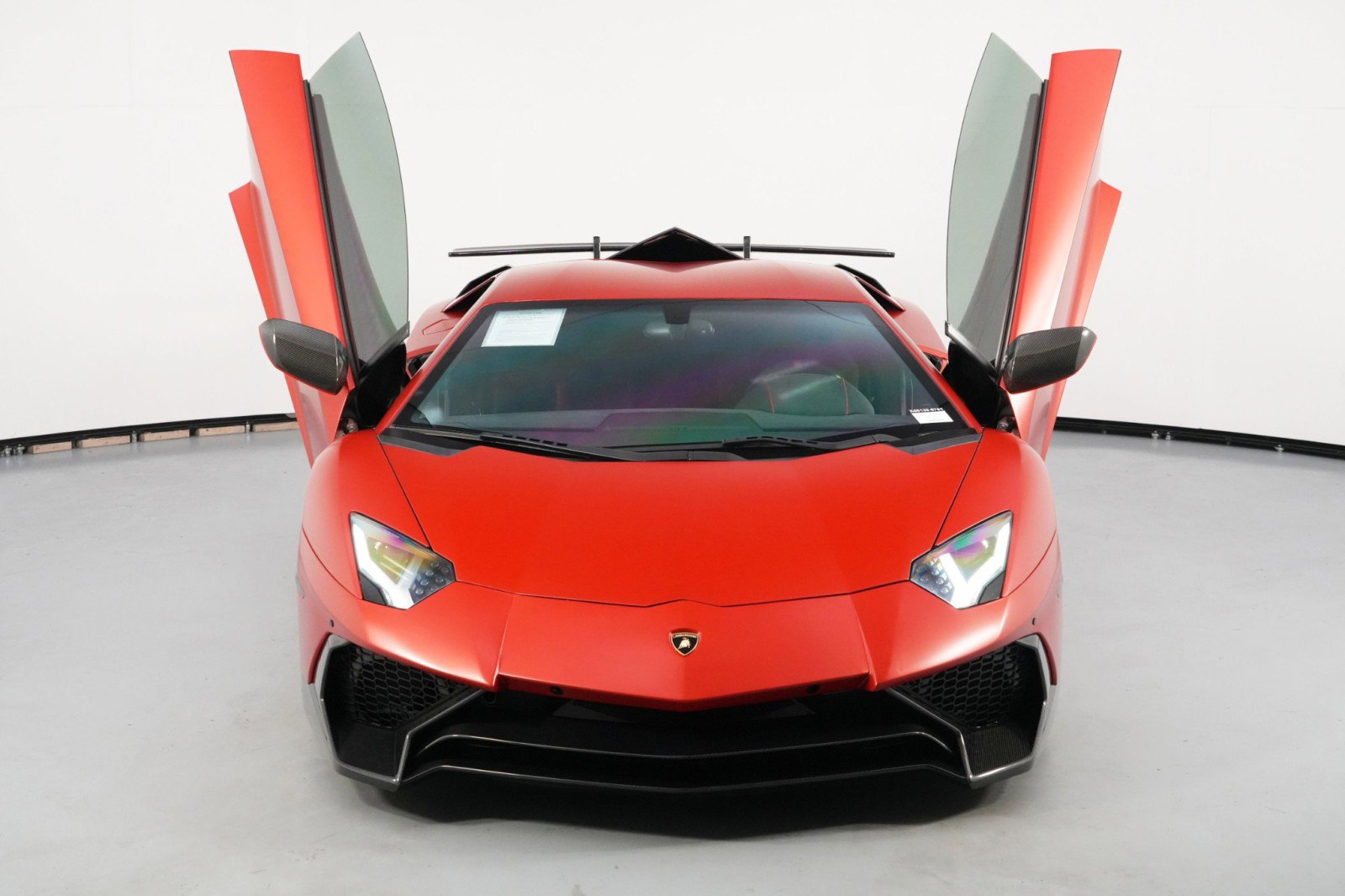 Used 2017 Lamborghini Aventador S image 57