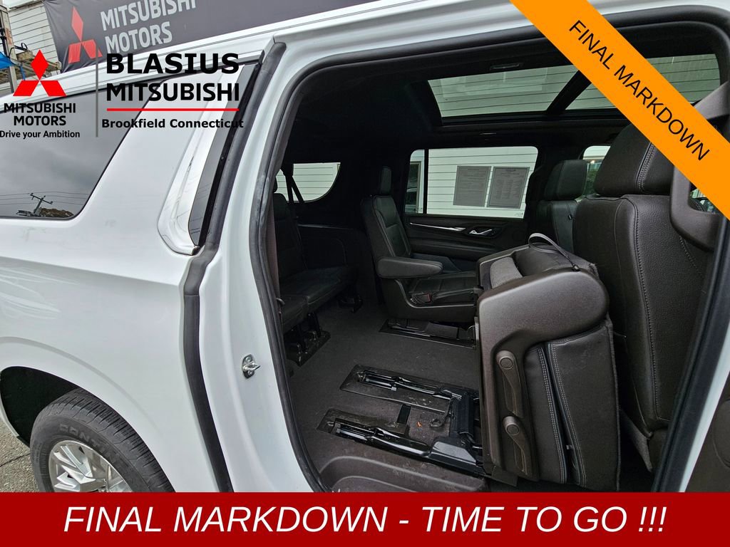 Used 2023 GMC Yukon XL Denali image 9